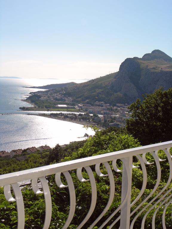 Holiday Home Figa Omiš Стая снимка