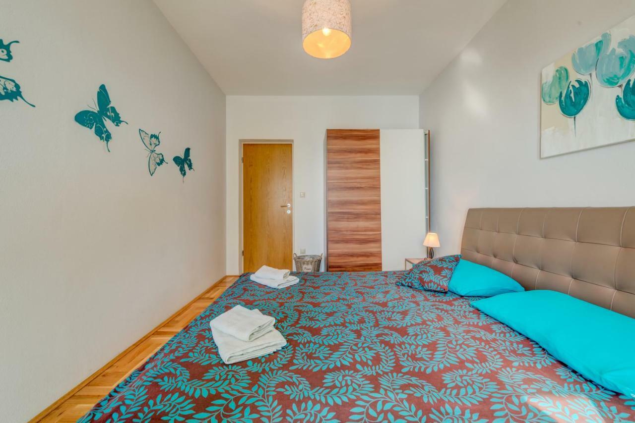 Holiday Home Figa Omiš Екстериор снимка