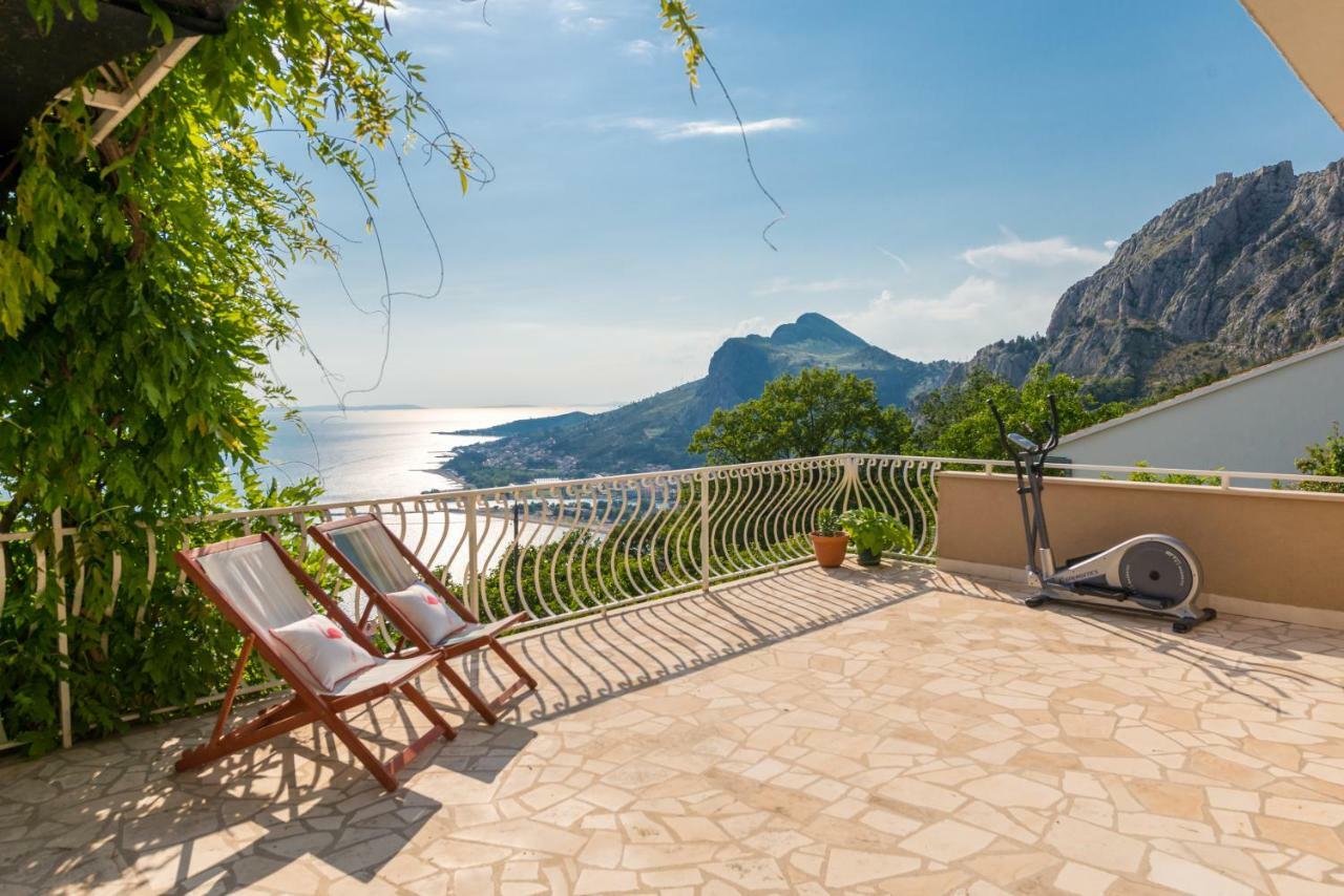 Holiday Home Figa Omiš Екстериор снимка