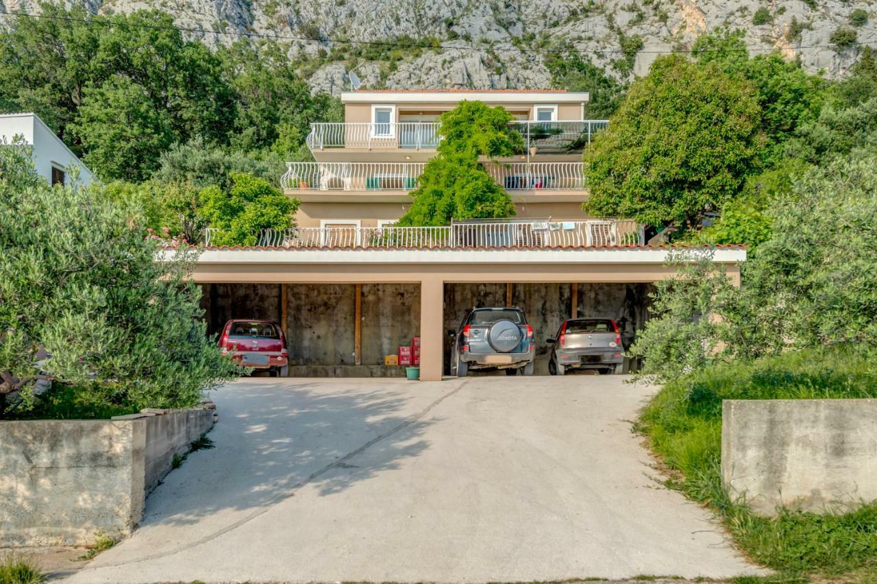Holiday Home Figa Omiš Екстериор снимка